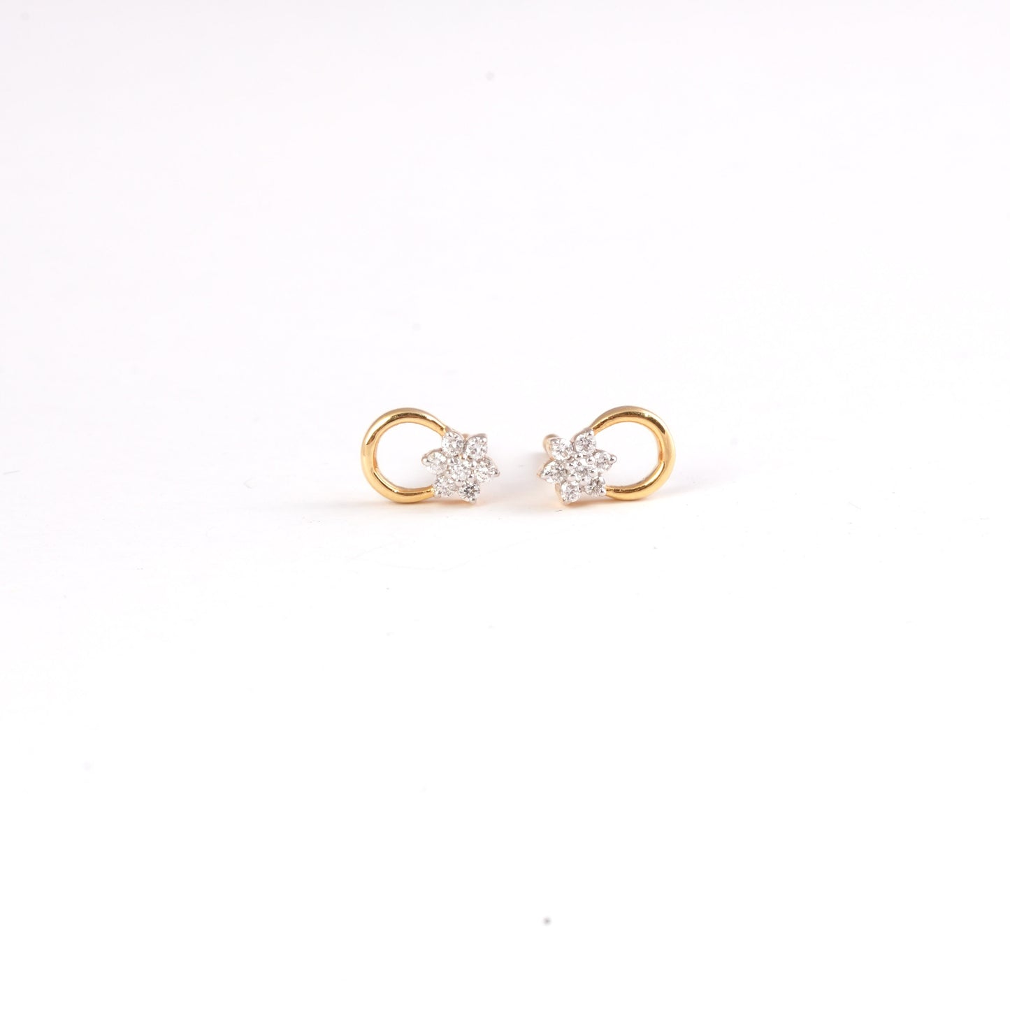 Divienne's Floral Glow Natural Diamond Earrings