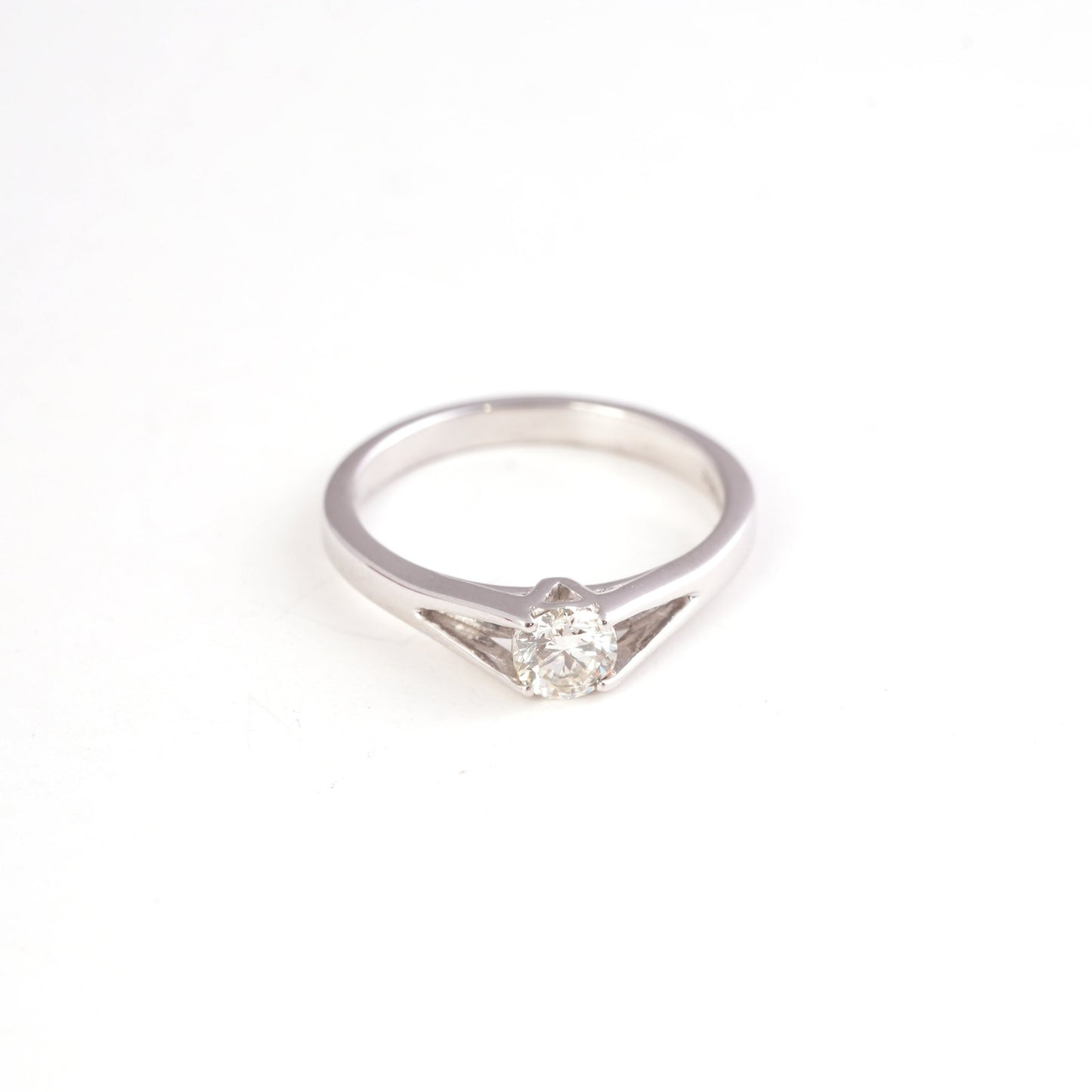 Divienne's Signature Natural Diamond RIng