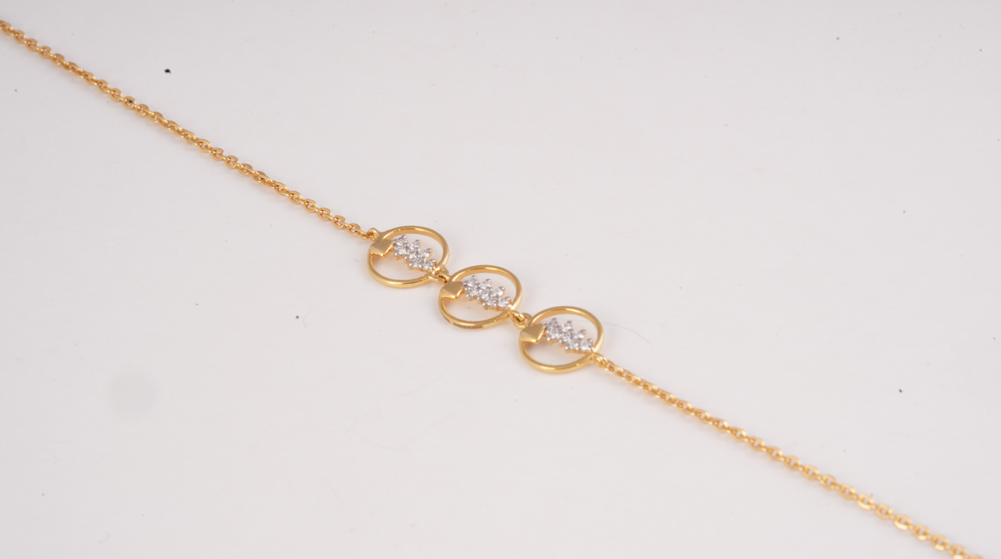 Divienne's Trinity Gleam Natual Diamonds Bracelet